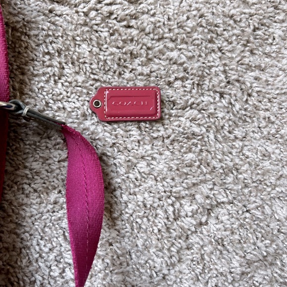 Coach CrossBody - Picture 6 of 7